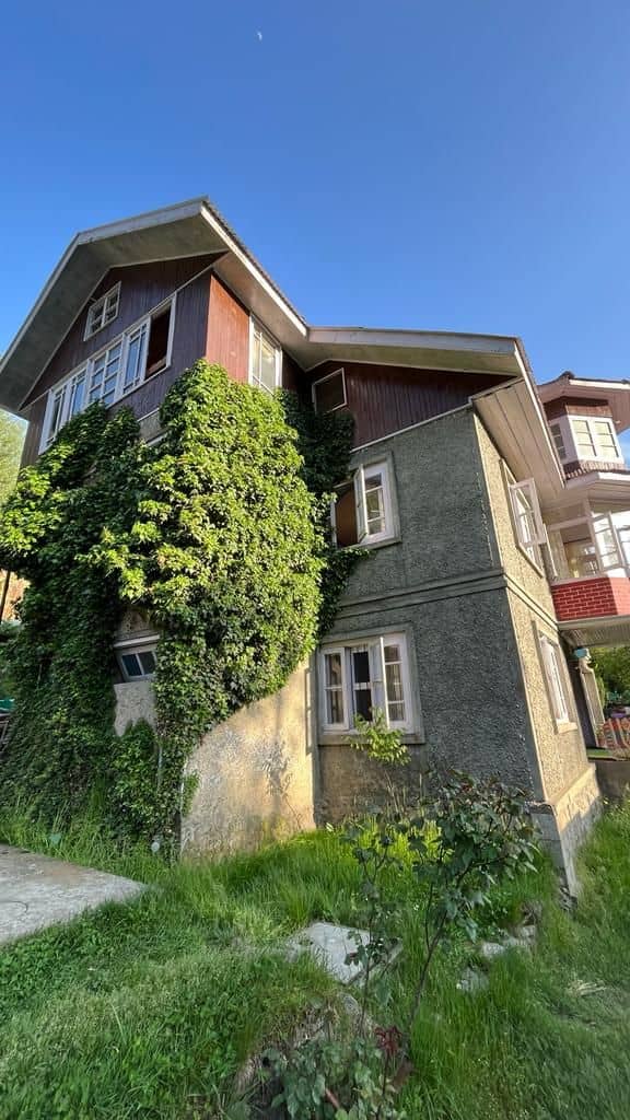 Homestay w/ Snow Peaks, Home Meals & WiFi, J&K - Pahalgam, Jammu & Kashmir photo 5