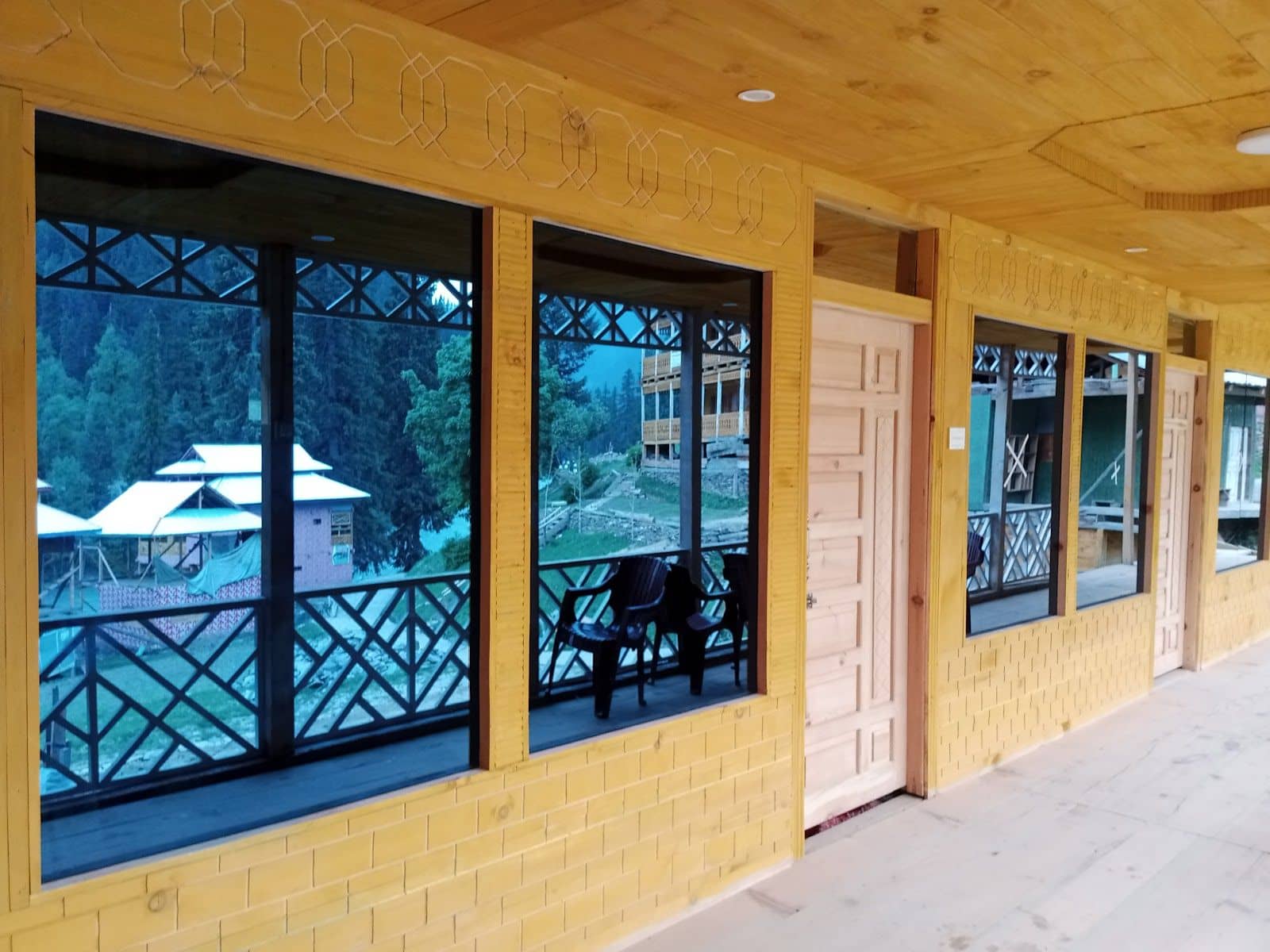 New Rooms Homestay w/ Home Meals, NE - Neelum, NE