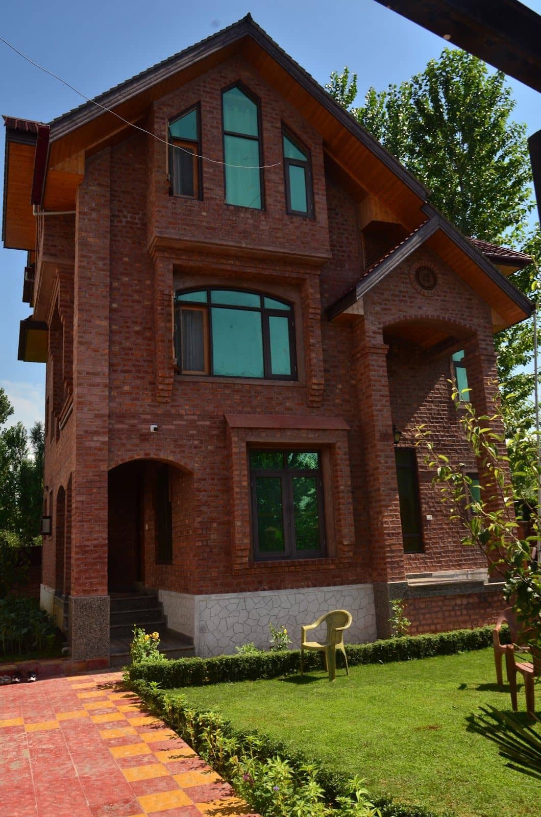 Homestay w/ Home Meals & Caretaker, Srinagar - Srinagar, Jammu and Kashmir
