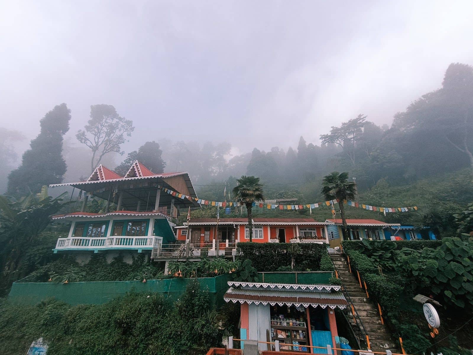 Enchanting Himalayan Hideaway in Tukdah Forest - Takdah