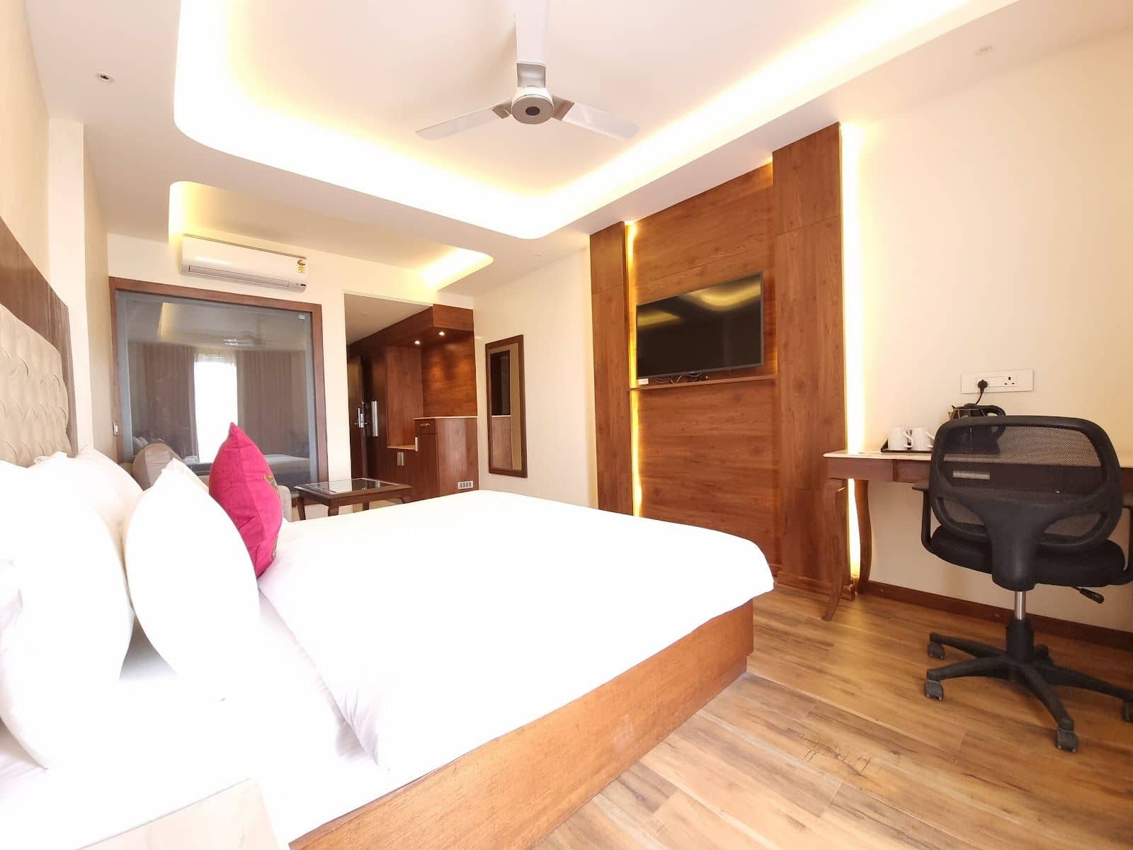 Family Cottage w/ Valley Views & Meals, Uttarakhand - Uttarakhand photo 3