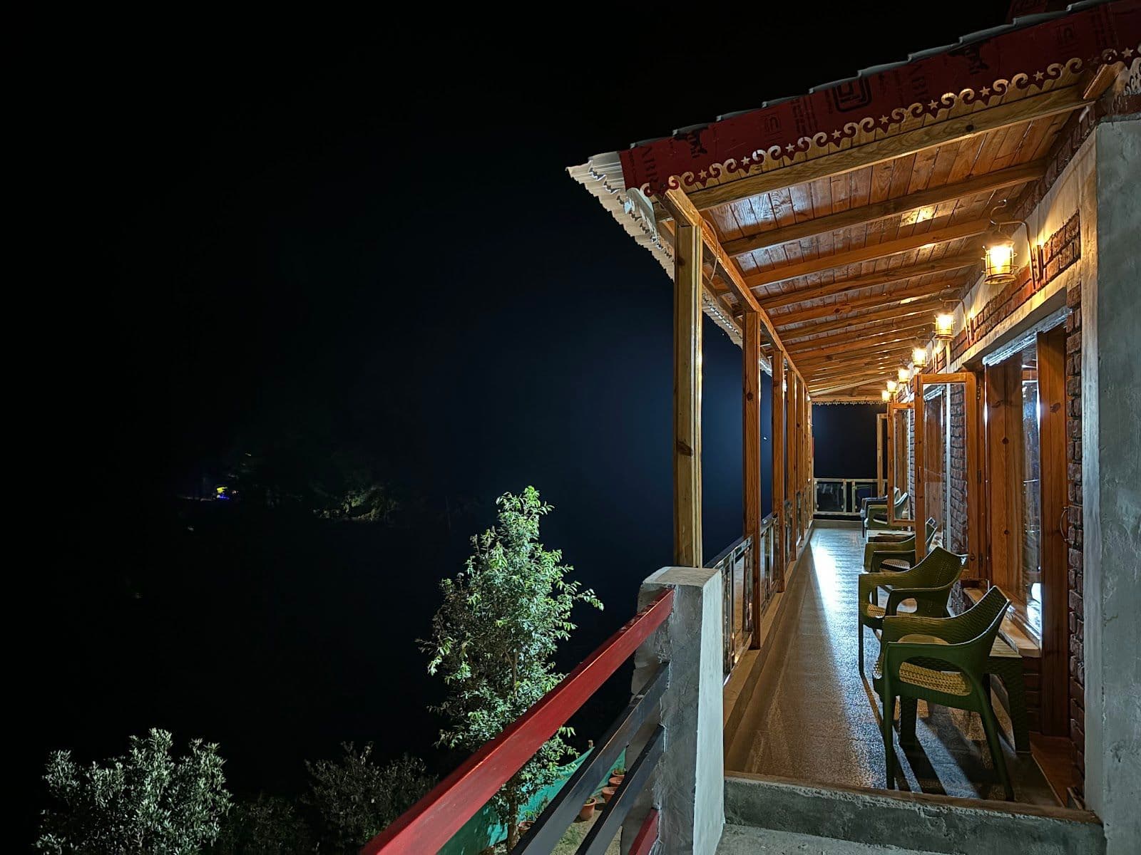 Himalayan View Homestay w/ Home Meals, Uttarakhand in Kausani, Uttarakhand 1