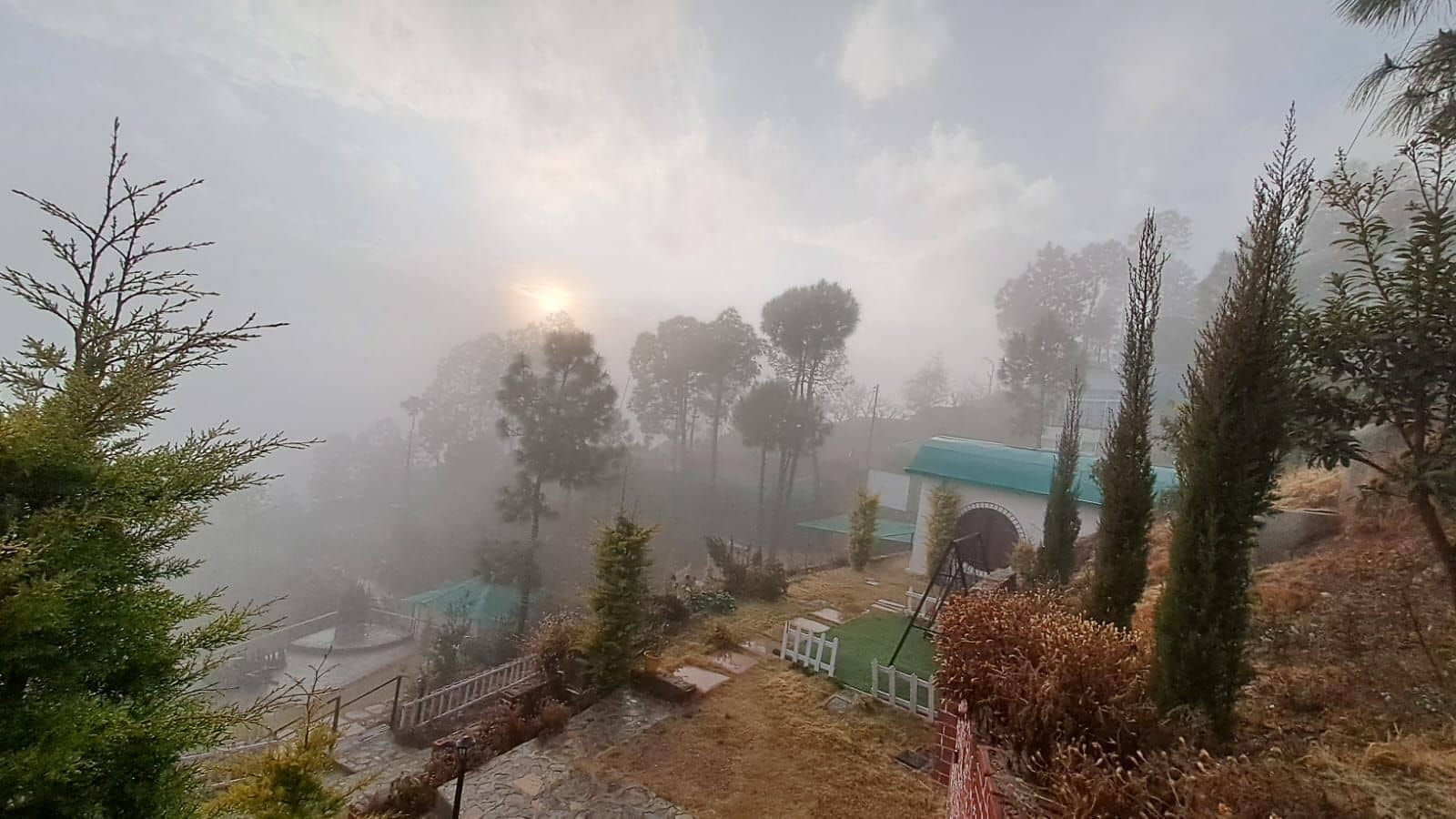 Spacious Resort w/ Lush Greenery, Uttarakhand - Nathuakhan, Uttarakhand photo 5