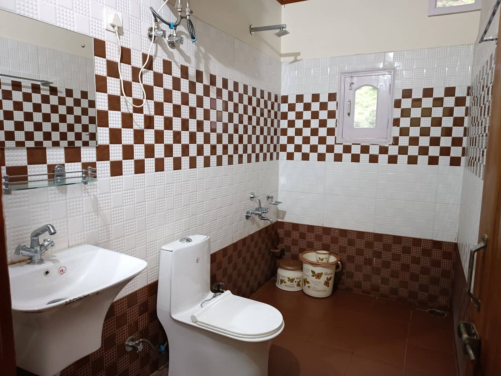 Hill View Homestay w/ Home Meals & Coffee, HP - Himachal Pradesh photo 4