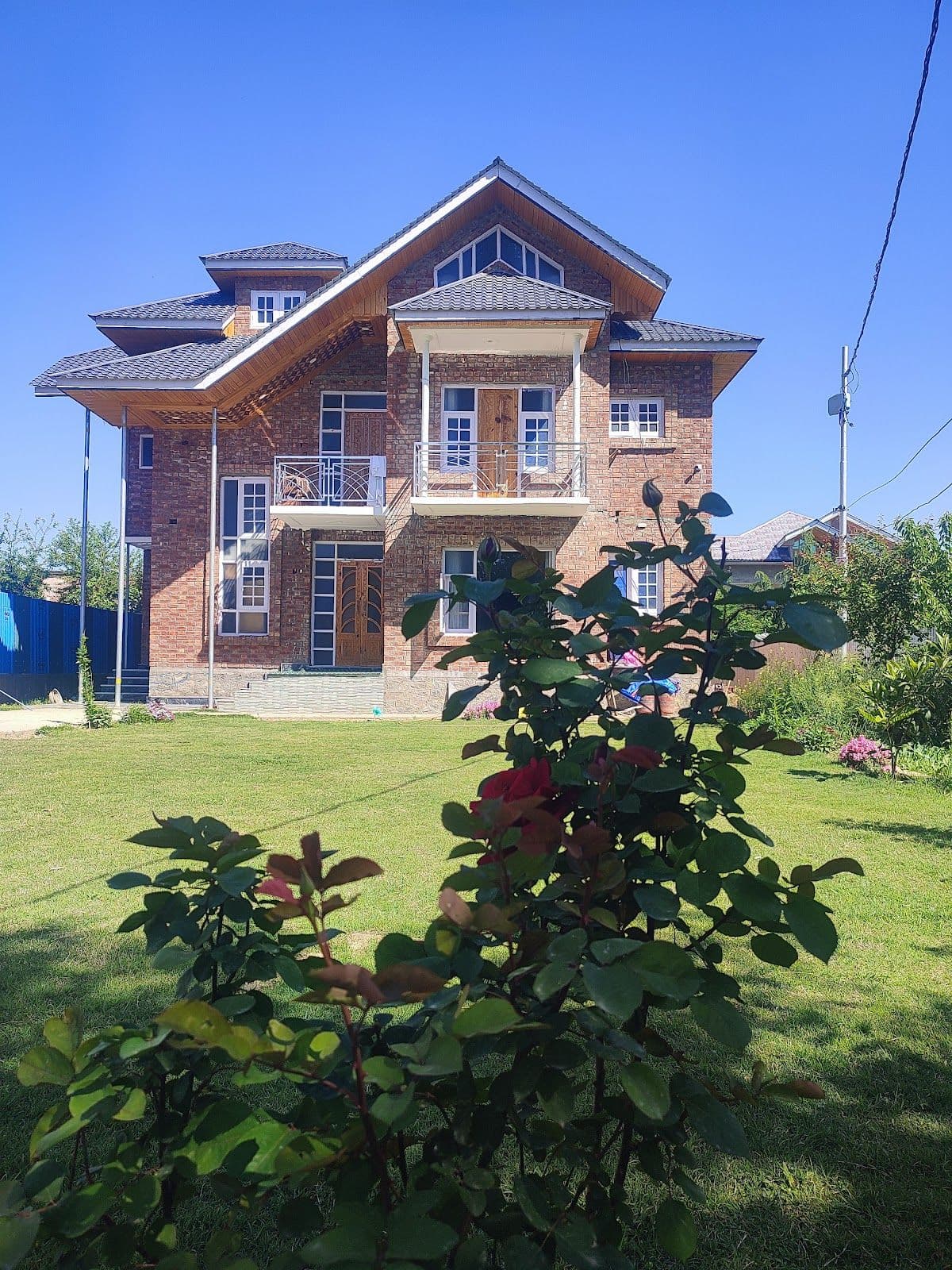 Family Villa w/ Home Meals & Hammam, Kashmir in Tangmarg, Kashmir 1