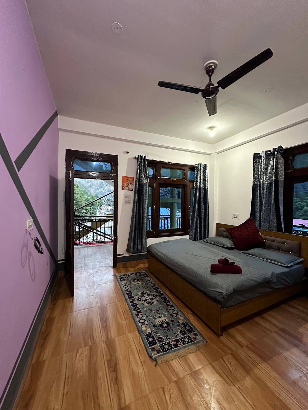 Mountain Homestay w/ Valley Views, HP - Kasol, HP photo 3