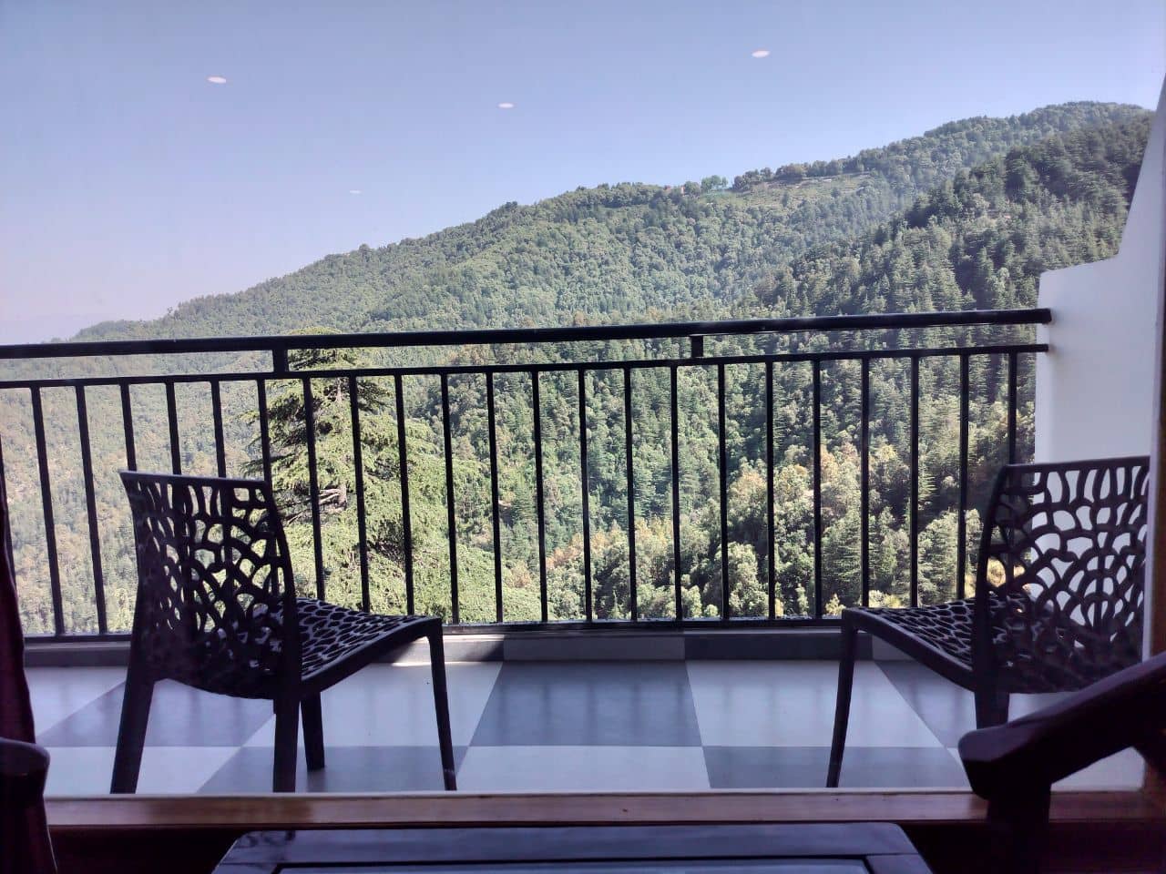 Mountain Resort w/ Sunrise Views, HP - Chail, HP