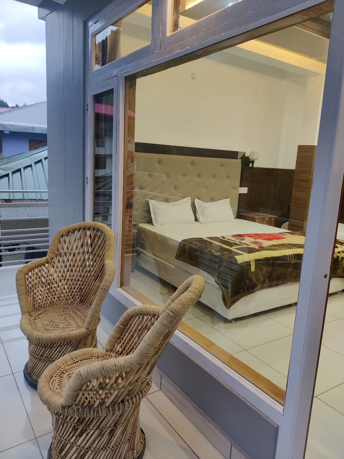 Mountain View Homestay w/ Home Meals, HP in Sarahan, HP 8