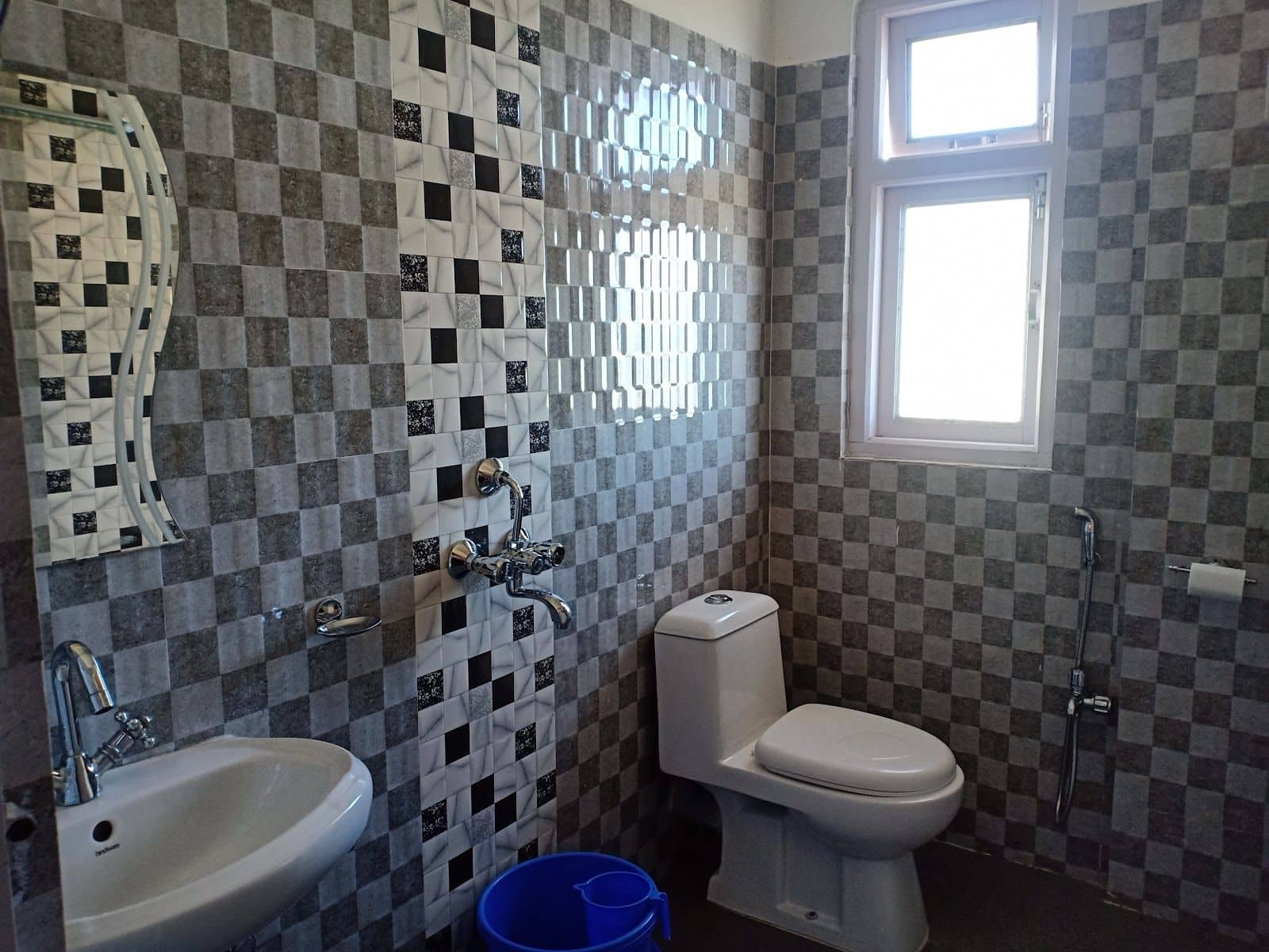 Mountain Serenity: Homely Retreat - photo 4