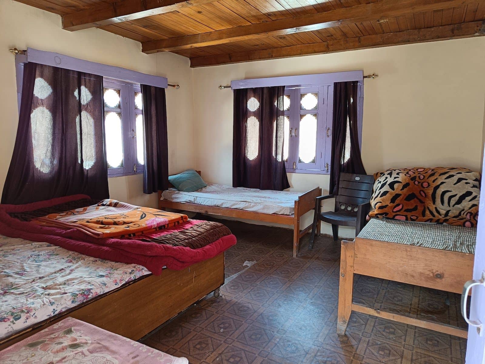 Orchard Homestay w/ Home Meals & Views, HP - Kalgha, HP photo 3