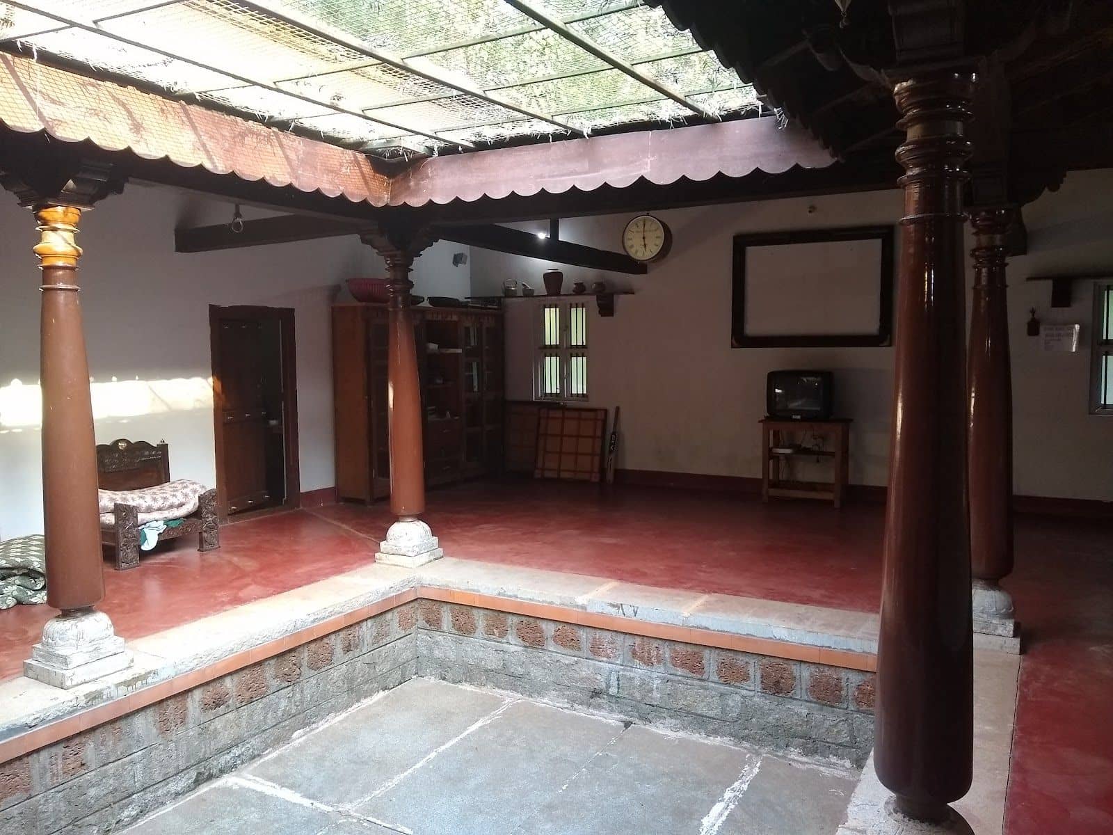 Courtyard home in Coffee estate w/ 2 meals - Karnataka photo 4