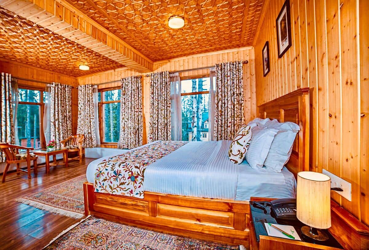 Villa w/ Gondola Access & Home Meals, J&K - Jammu & Kashmir photo 3