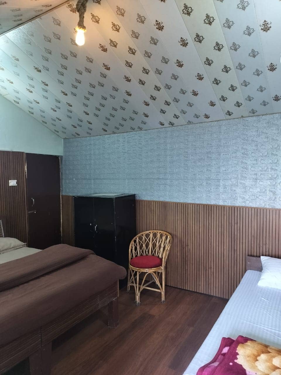 Cottage w/ Sunrise Views & Bonfire - Kanatal photo 4