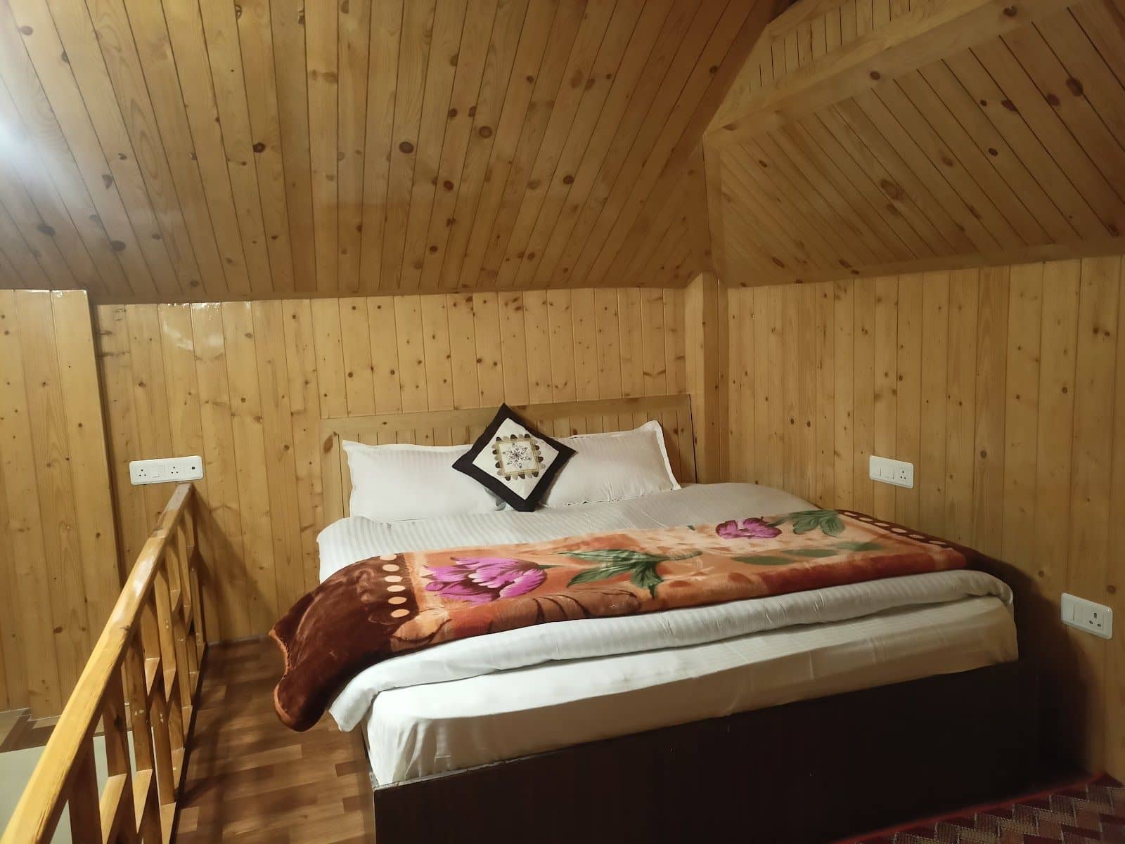 Duplex Cottages w/ Valley Views & Meals, HP - Narkanda, HP photo 3