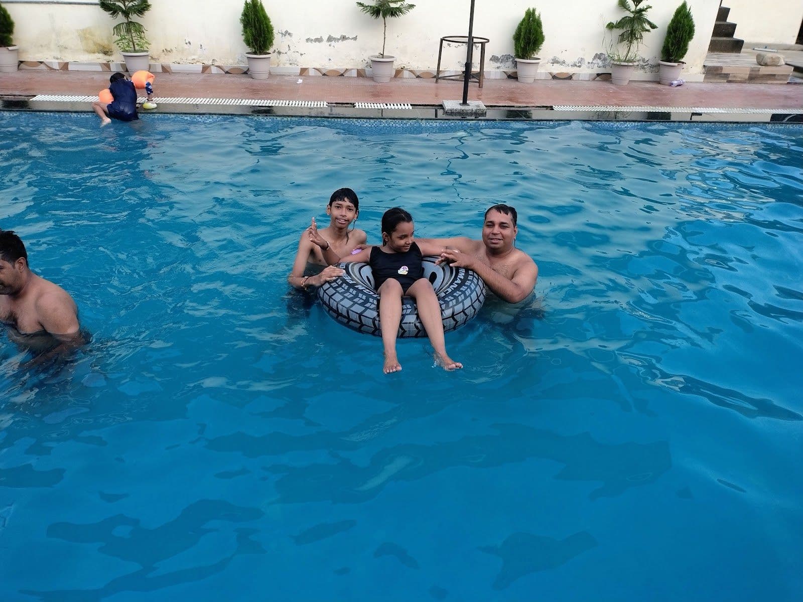 Spacious Resort w/ Pools & Home Meals, Uttarakhand in Nathupur Khushal, Uttarakhand 8