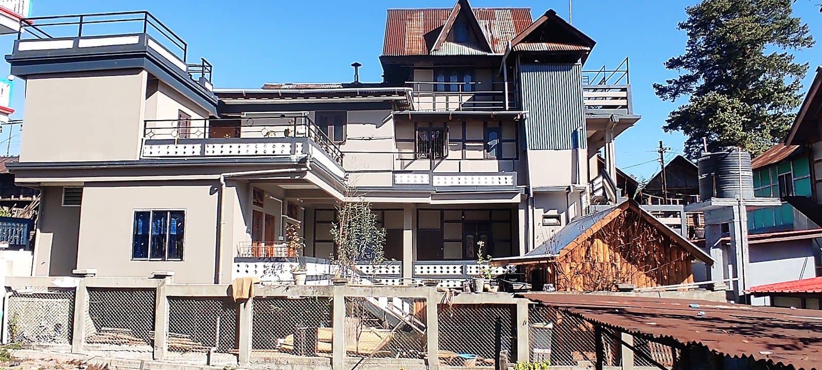 Apatani Homestay w/ Home Meals & Family Care, AP - Ziro Valley