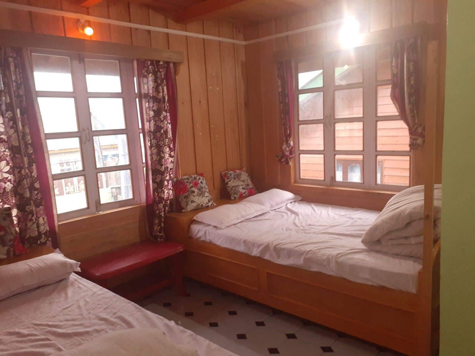 Memba Tribe Wooden Home w/ Hot Water & Permits, AP - Arunachal Pradesh, Mechuka photo 5