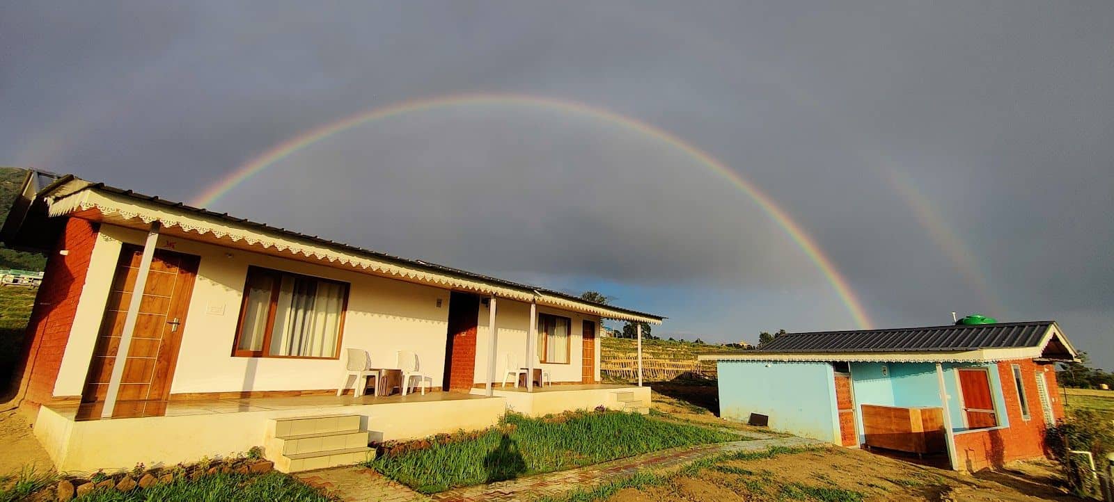 Hillview Cottage w/ Paragliding Views, HP - Bir, HP