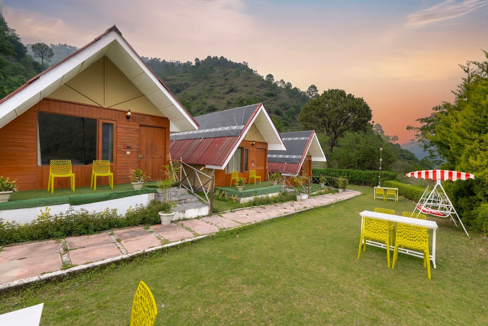 Tents & Cottages w/ Bonfire, HP in Sadhupul, HP 1