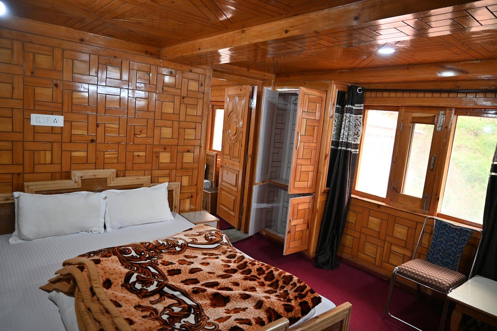 Rustic Homestay, Homemade Food & Views, HP - Himachal Pradesh photo 3