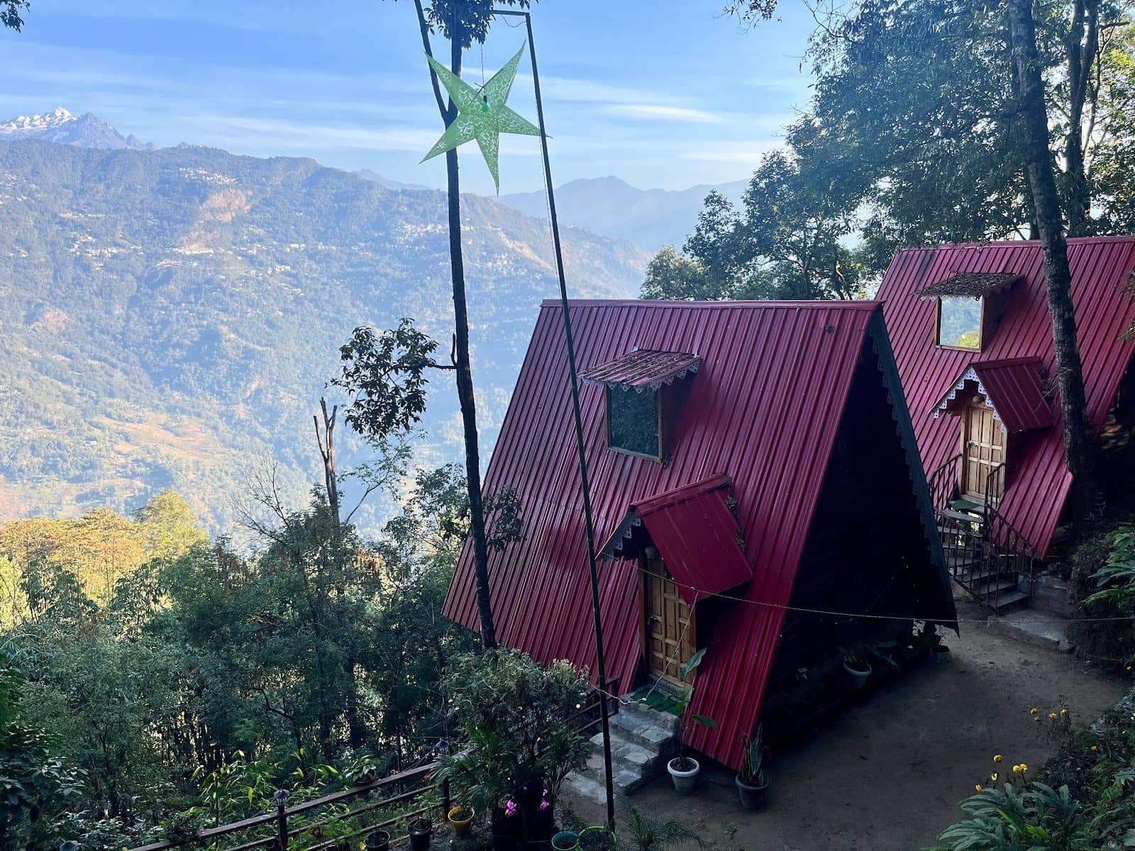 Kanchenjunga View Cottages w/ Balcony, Sikkim - Barnyak, Sikkim photo 4