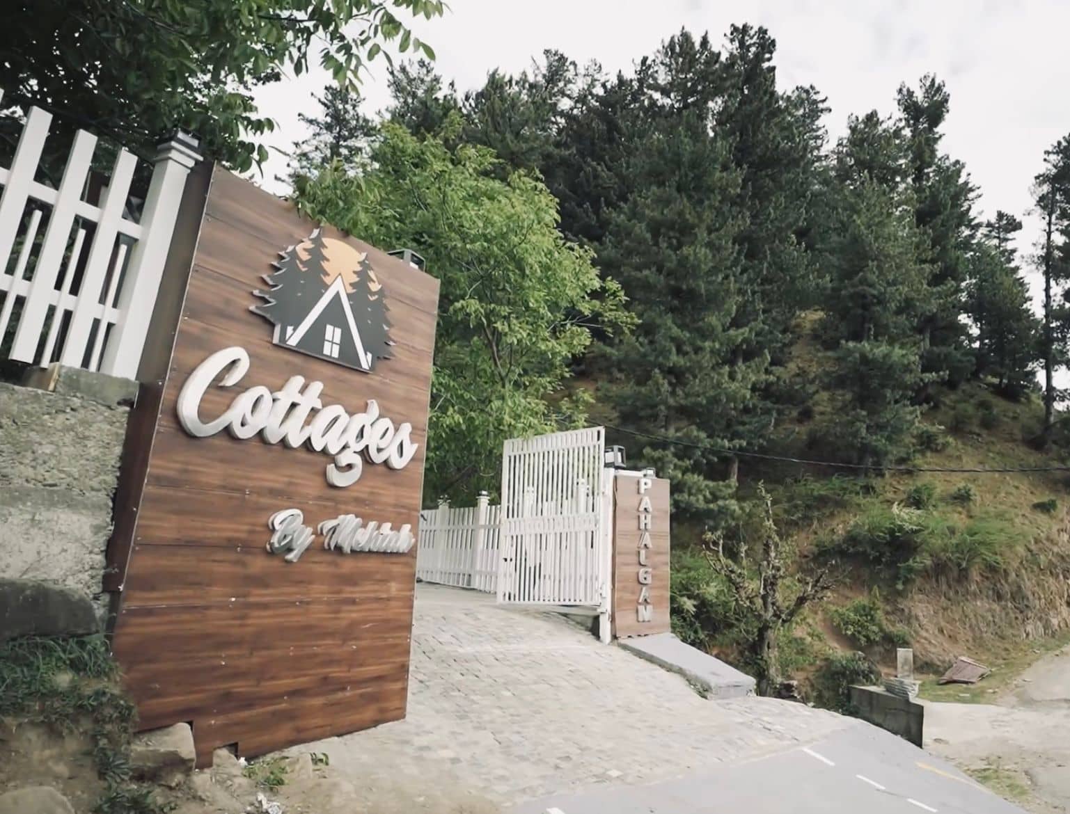 Cottage w/ Mountain Views & Bonfire, J&K - Pahalgam, J&K photo 5