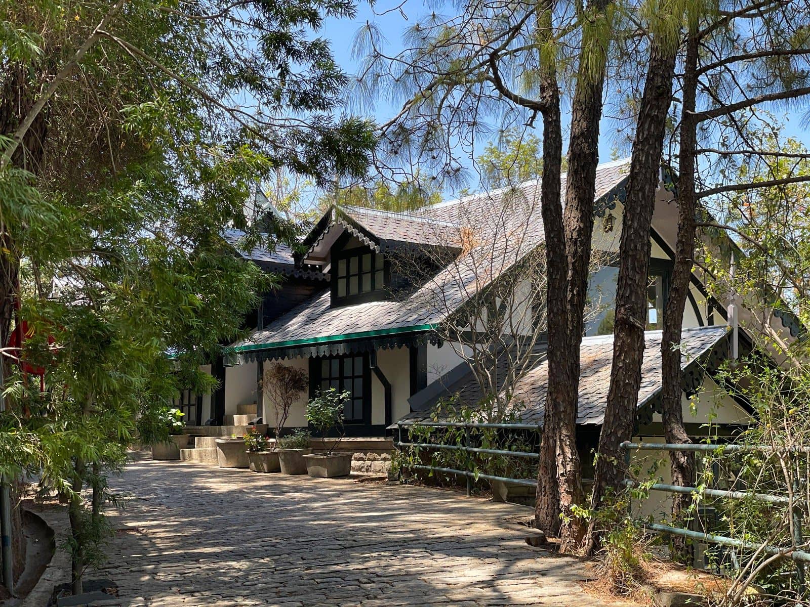 8BR Villa on 400-Acre Estate, HP - Banti, HP photo 5