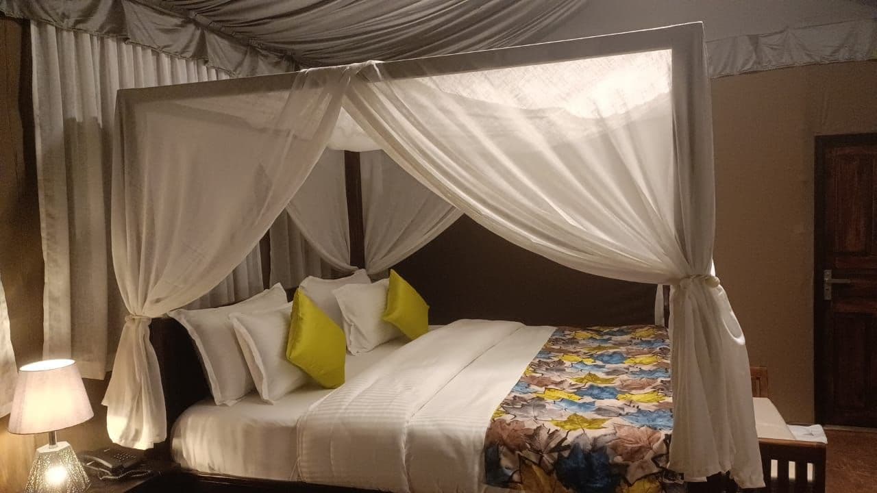 6BR Glamp Site w/ Waterfall & Trails, Uttarakhand in Mukteshwar, Uttarakhand 2