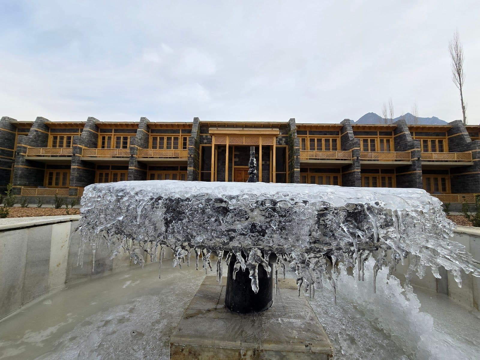 Mountain Homestay w/ River Views & Home Meals, AP in near helipad 5