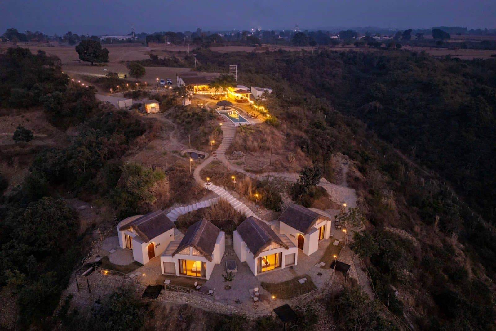 Forest Homestay w/ Bonfire & Spa, HP - Una, HP