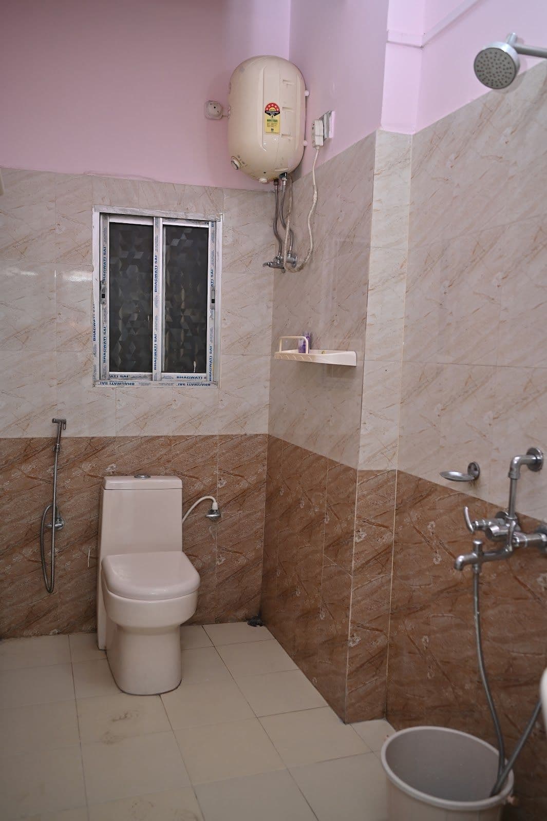 Peaceful Homestay w/ Well-Maintained Kitchen in Tezpur, Assam 2