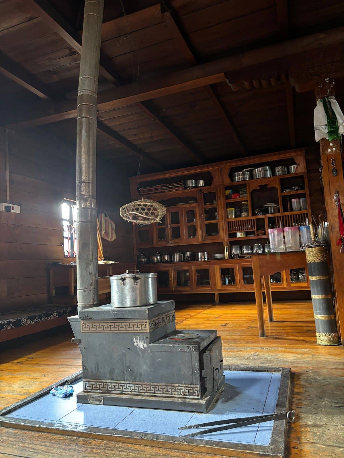 Multi-Gen Hosts, Village Home w/ Valley Views, AR - Mechuka, Arunachal Pradesh photo 5