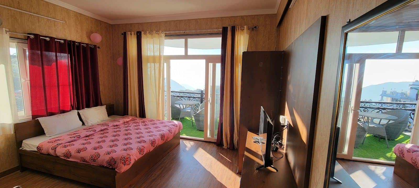 7BR Villa, Delicious Meals & Winterline Views, UK - Uttarakhand photo 3