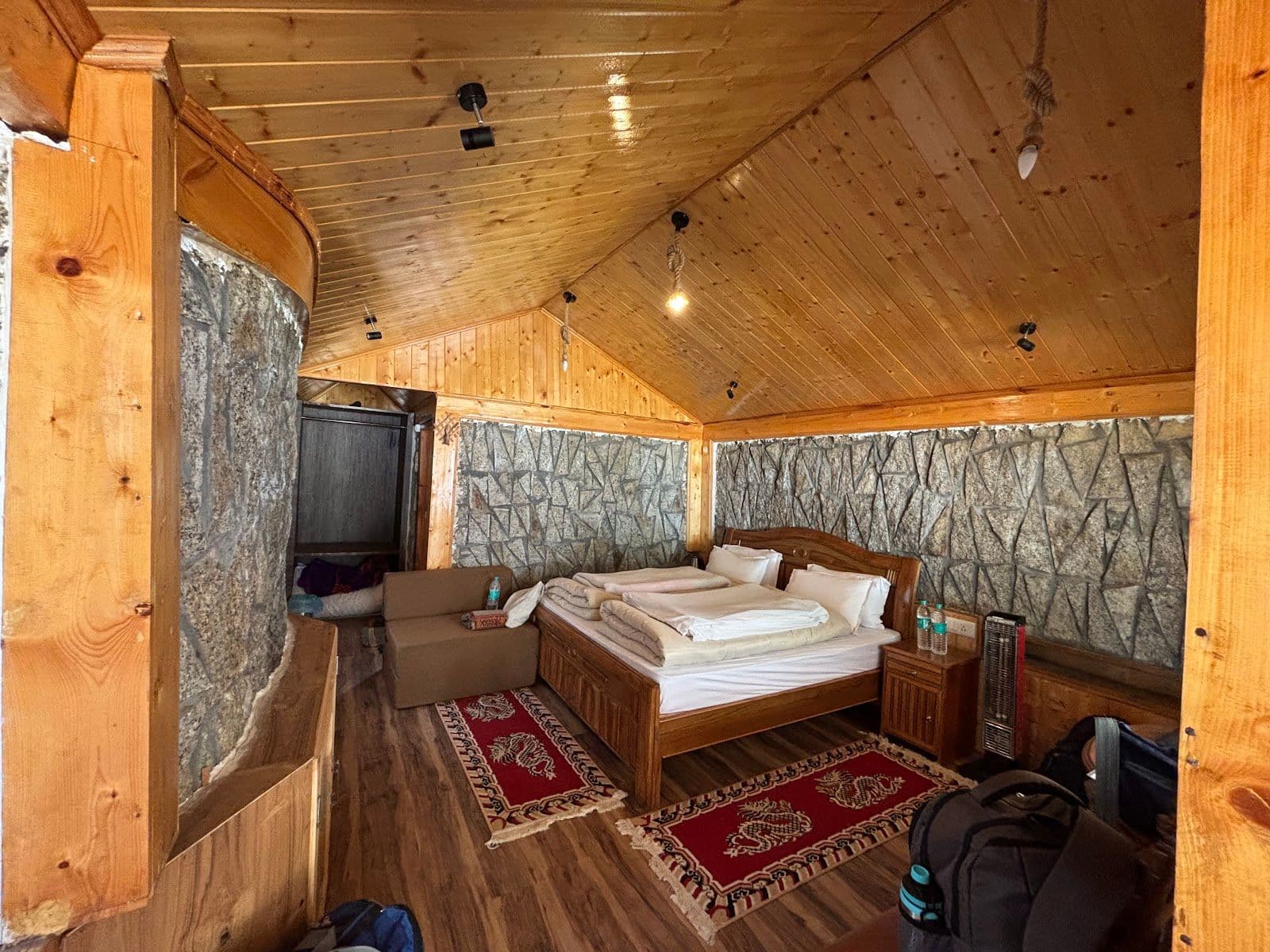 Hilltop Cottages w/ River & Peaks, HP in India 2