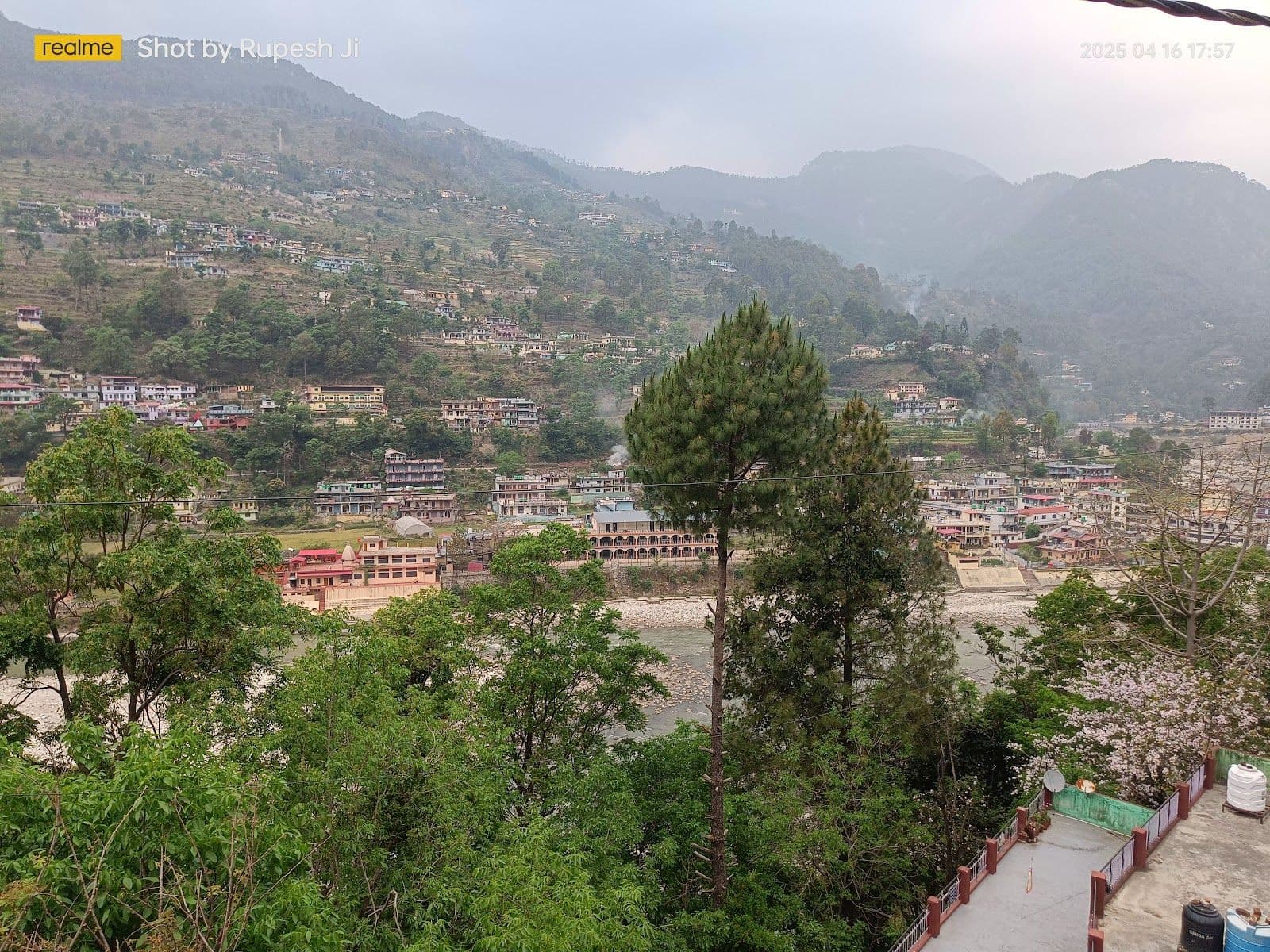 Homestay w/ Home Meals & Clean Rooms, Uttarakhand in Tiloth, Uttarakhand 1