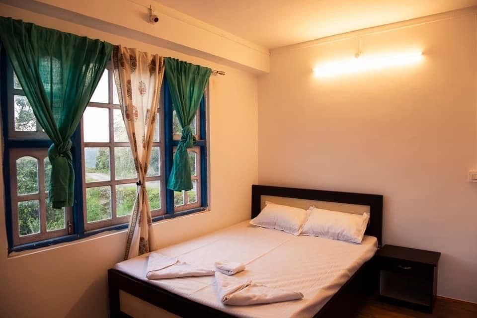 Birder's Homestay w/Sunrise Views & River Rumble in Sikkim 2
