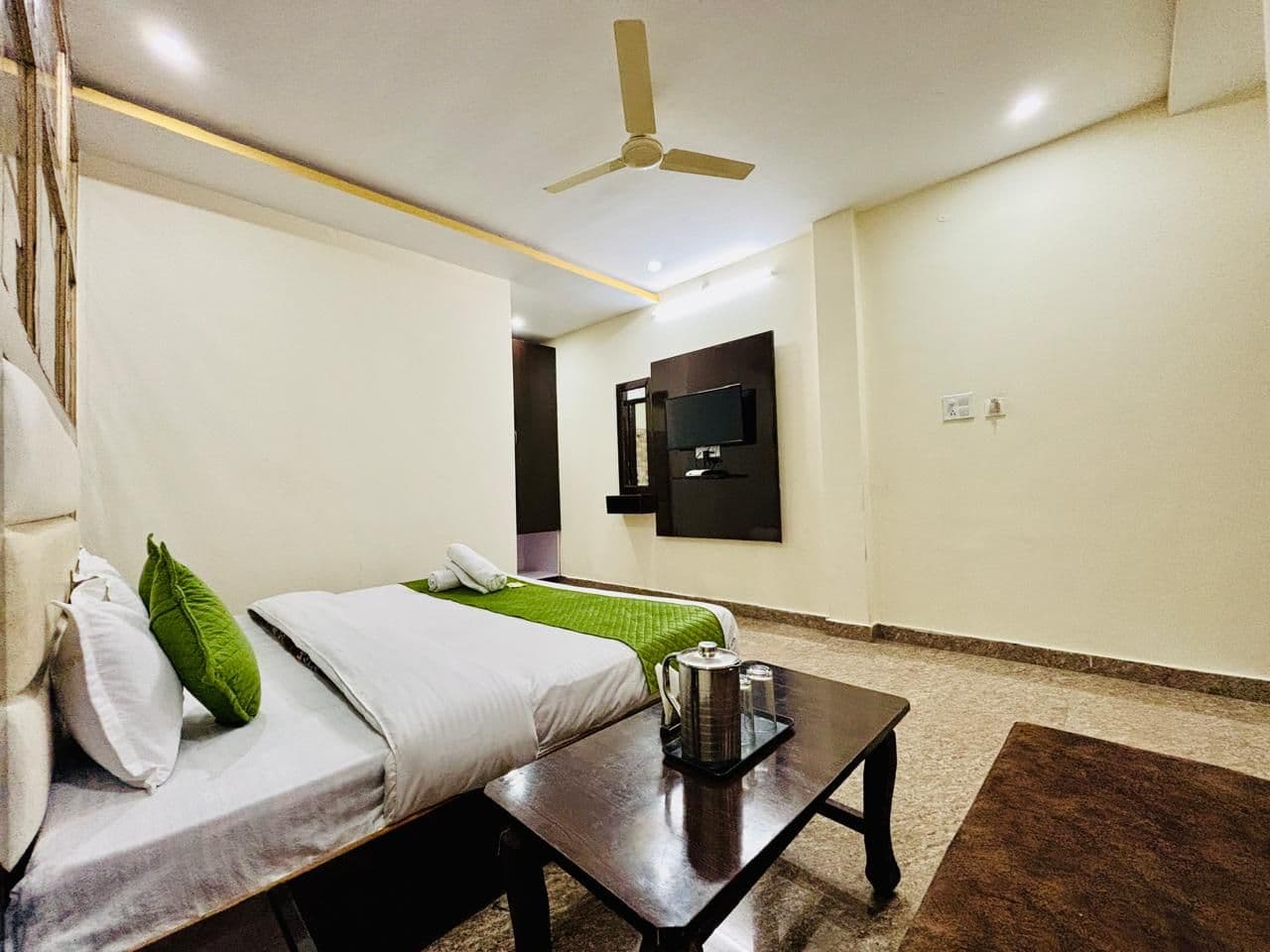 Clean Homestay w/ Nature Views & Great Food, HP in Dalhousie, HP 2