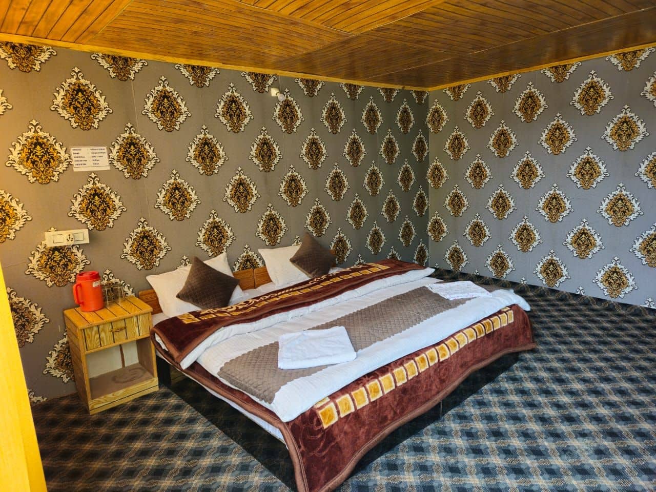 Lakeview Cottage w/ Hot Water Bottles, Ladakh - Pangong, Ladakh photo 3