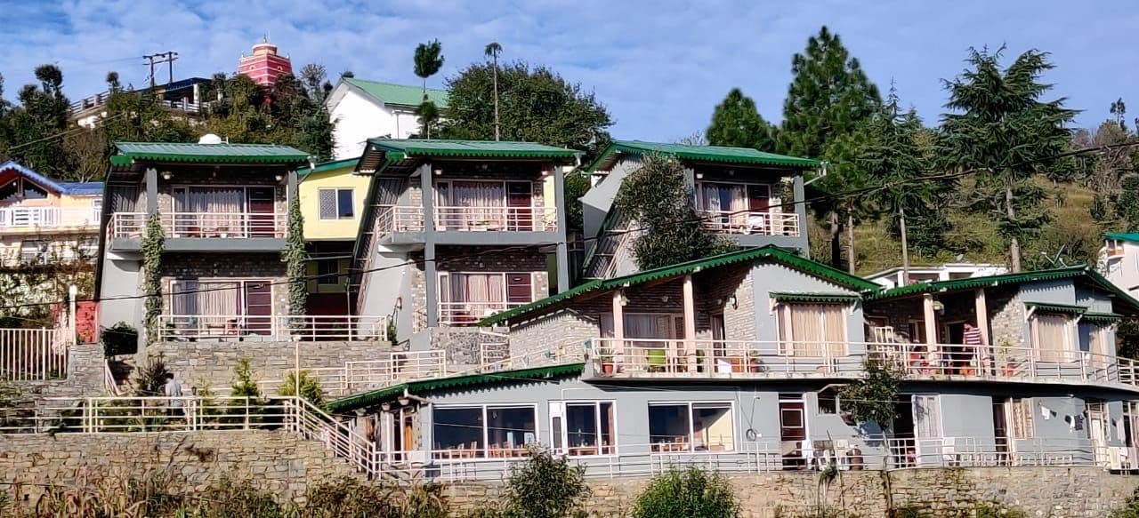 Hilltop Cottage w/ Snow Peak Views, Uttarakhand in Mukteshwar, Uttarakhand 1