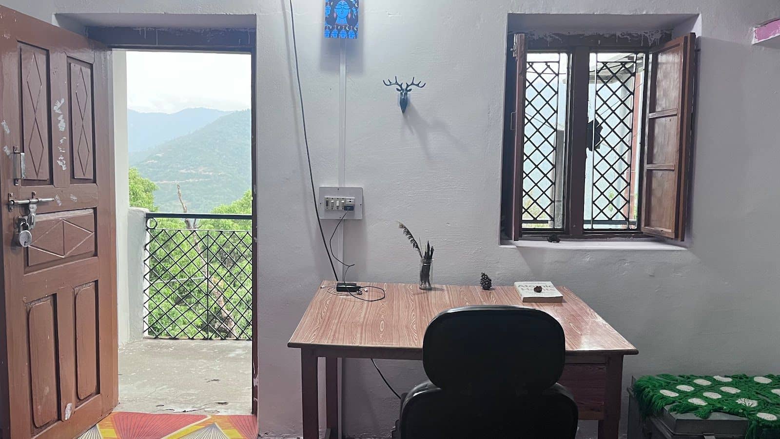 Mountain Homestay w/ Home Meals & Views - Lohajang, Uttarakhand photo 5