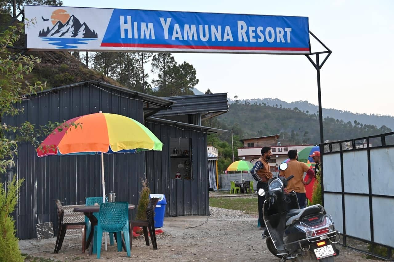 Clean Homestay, Mountain Views & Pet Dog, UT - Naugaon, Uttarakhand photo 4