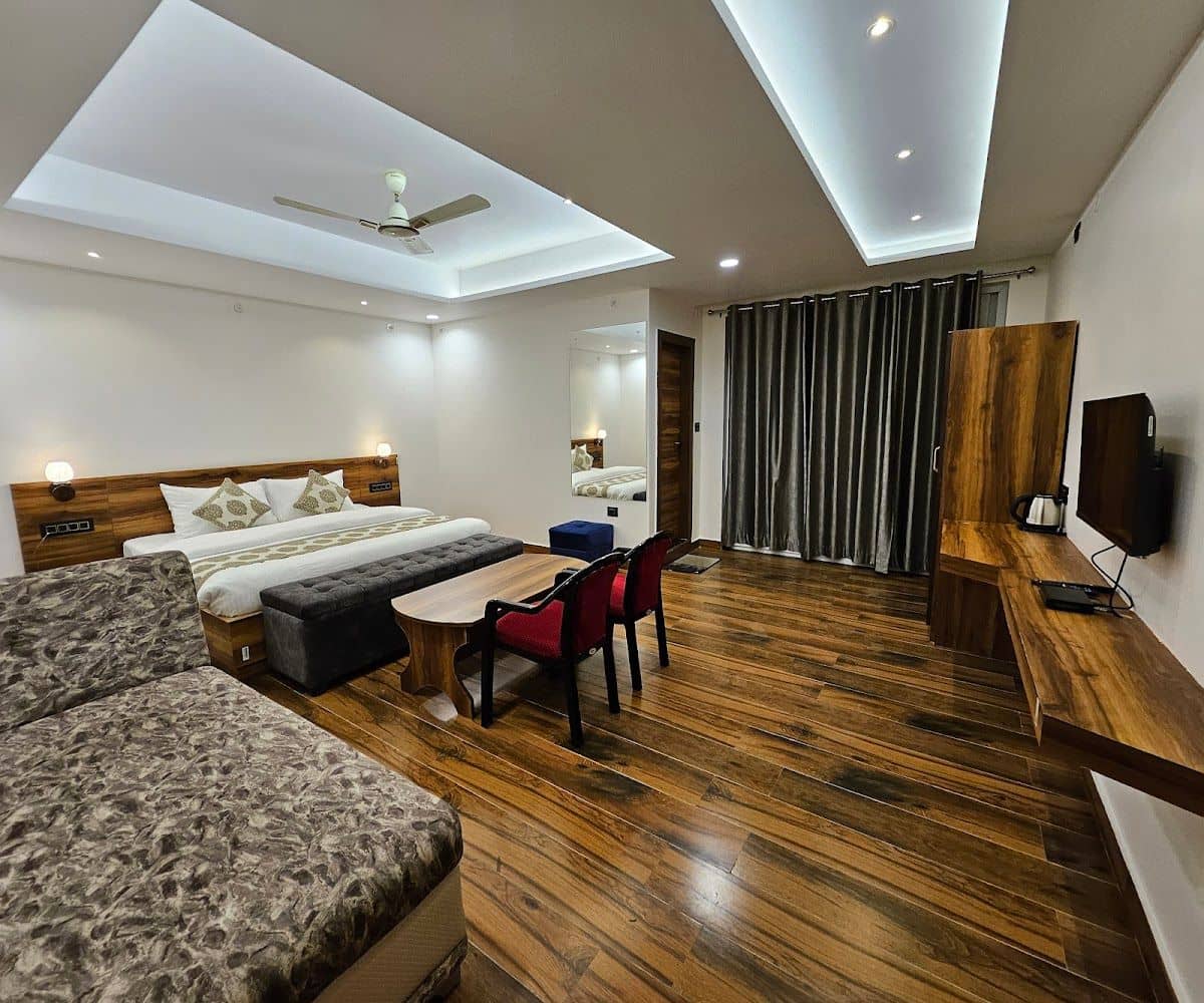 Home-Cooked Meals Resort, Uttarakhand - Kausani photo 3