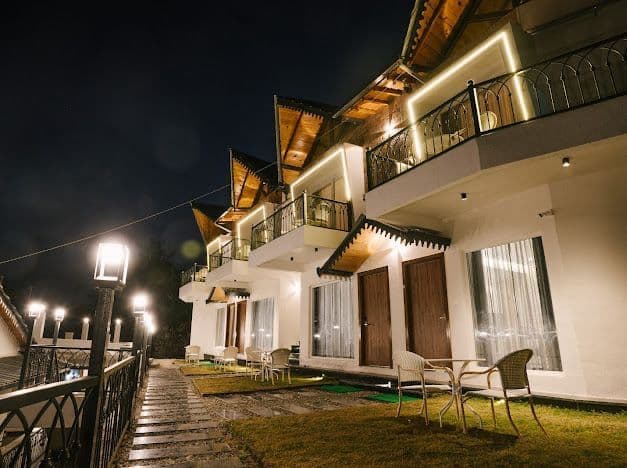 Newly Built Cottage w/ Mountain Views, UK in Uttarakhand 8