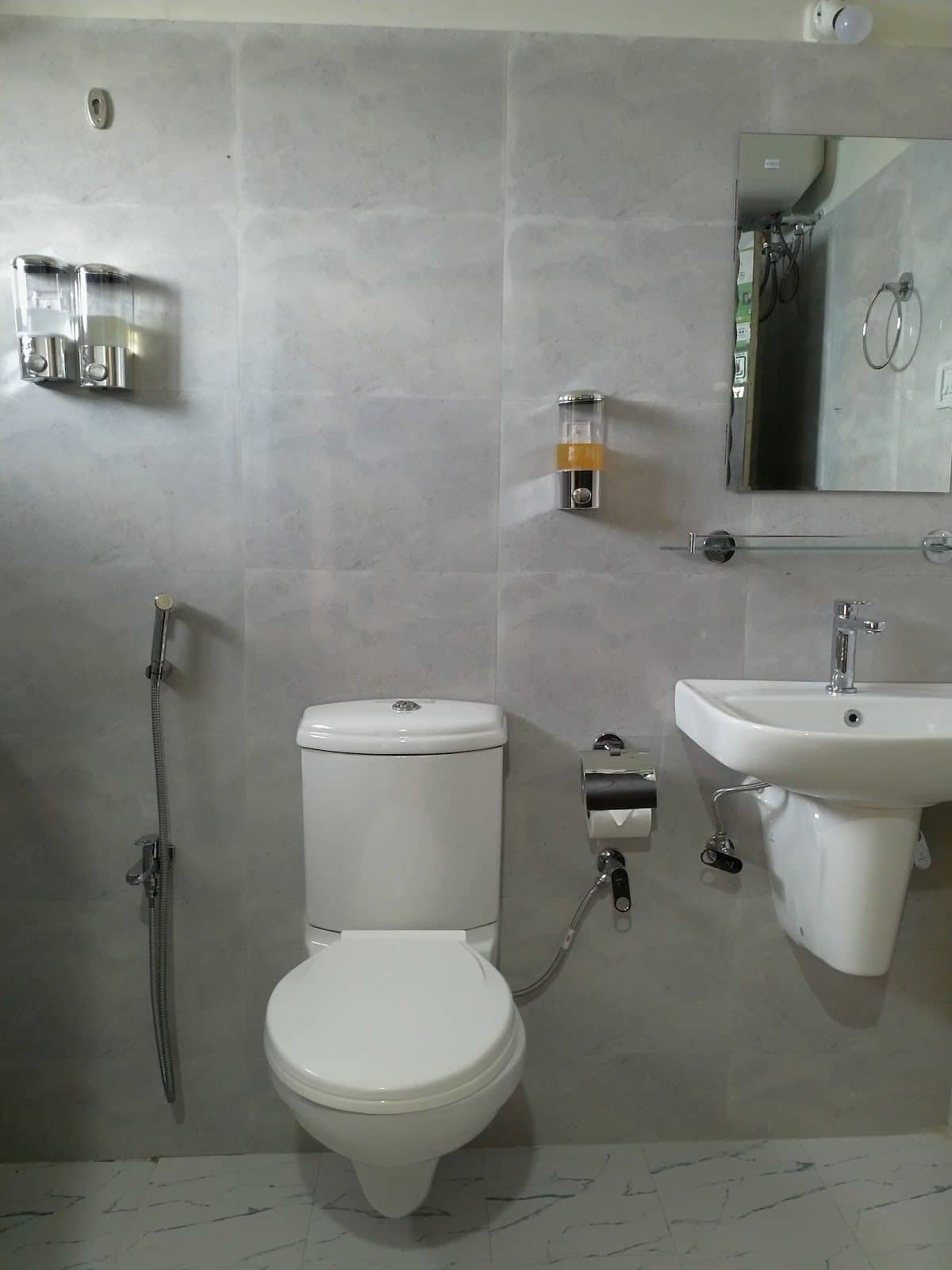 Serene Mountain Retreat with Mesmerizing Views - Cherrapunjee photo 4