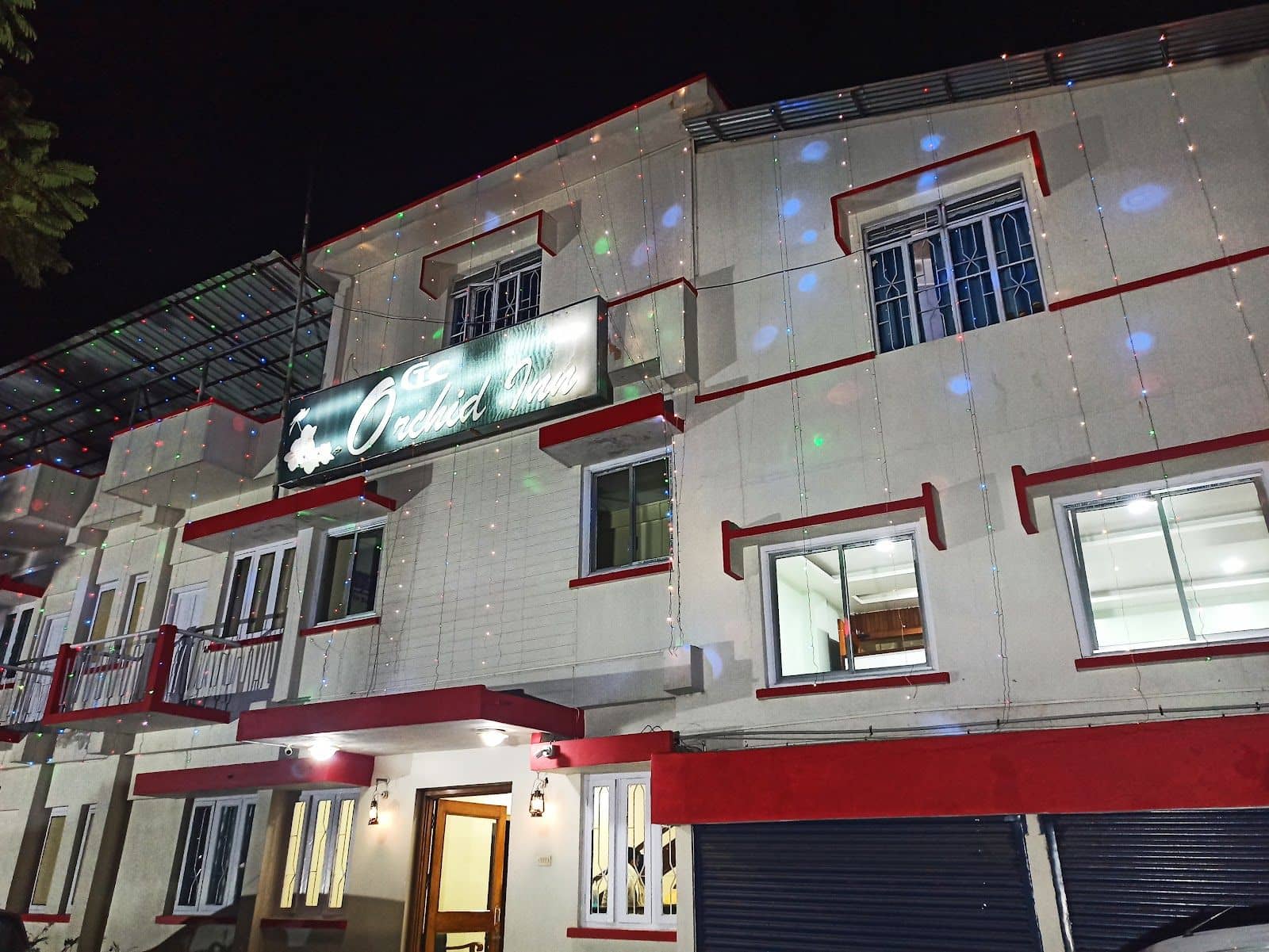 Lakeside Highway Retreat with Mesmerizing Views - Thadlaskein (Near Jowai) photo 4