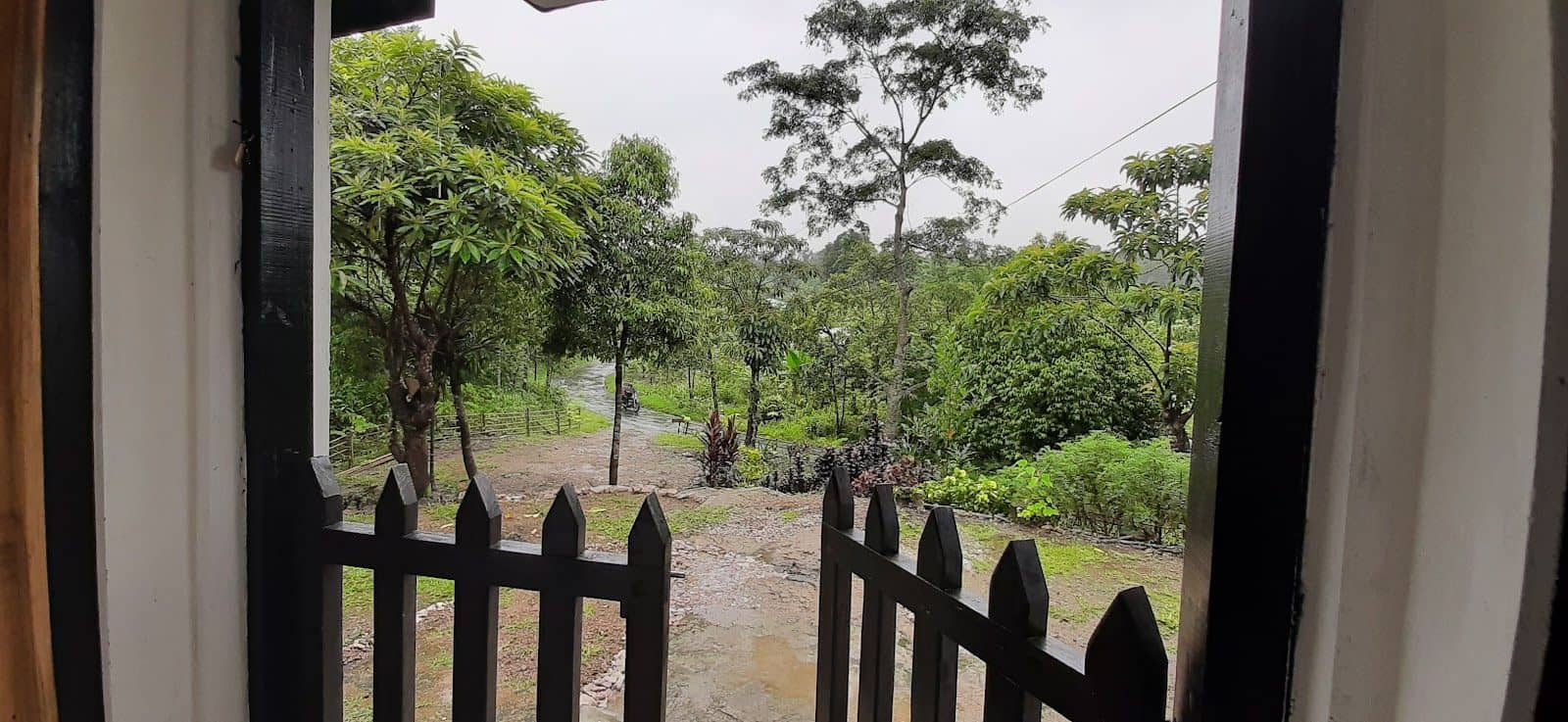 Discovered Property - Mawlynnong photo 5