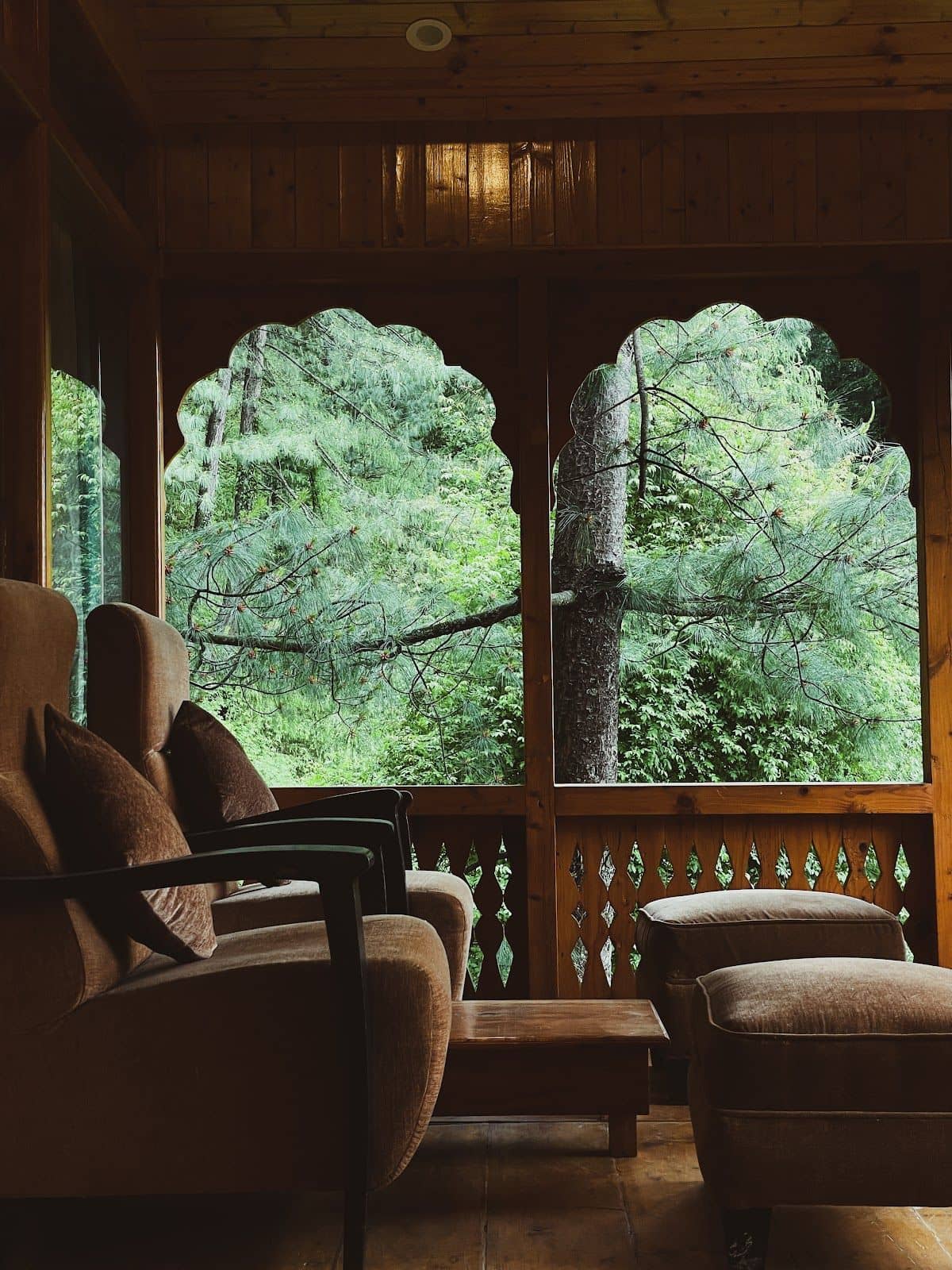 Wooden Duplex Cottages w/ Valley Views, HP - Naggar, HP photo 5