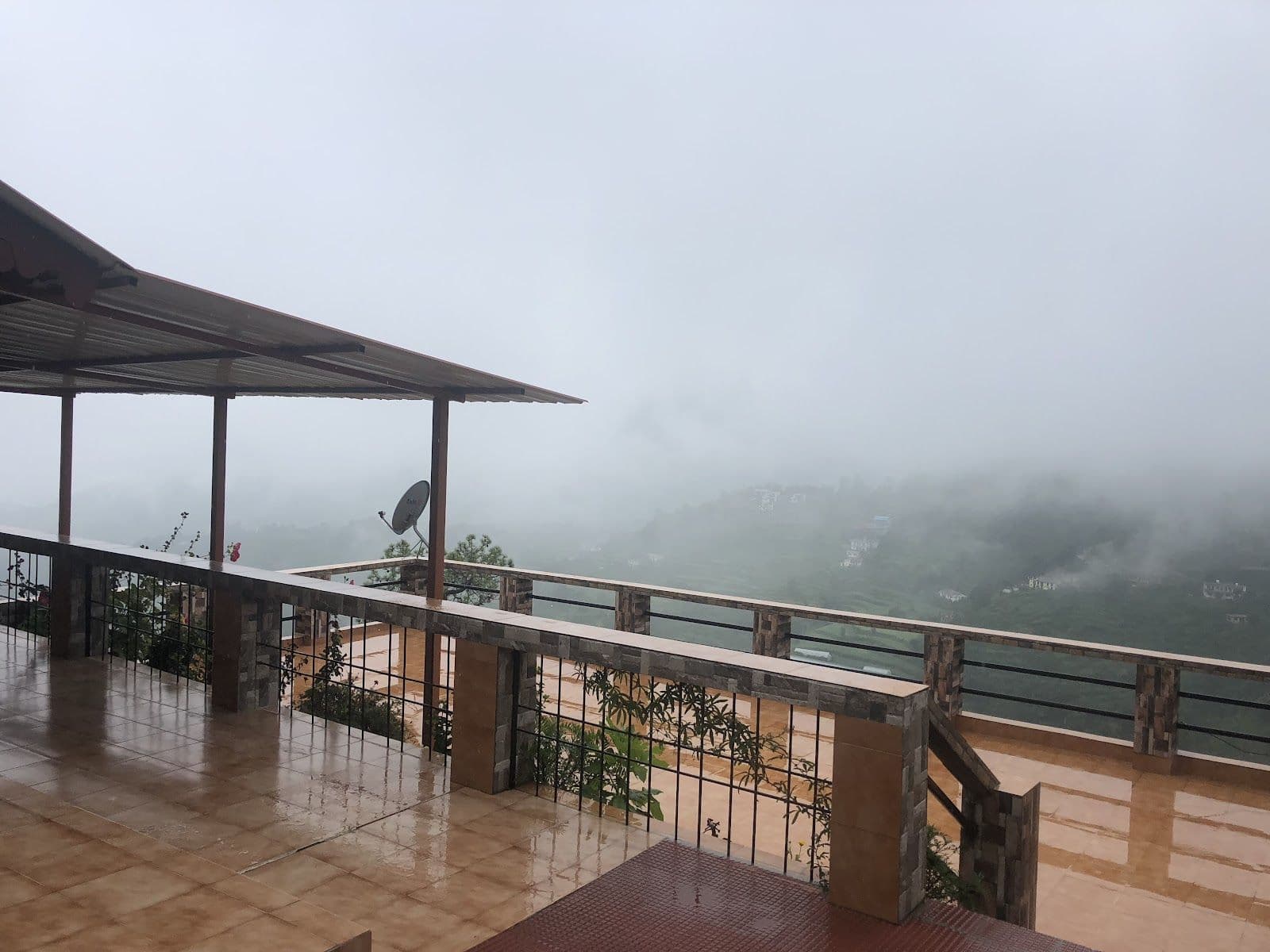 Valley View Cottage w/ Home Meals & Bonfire, UK in Mukteshwar, UK 1