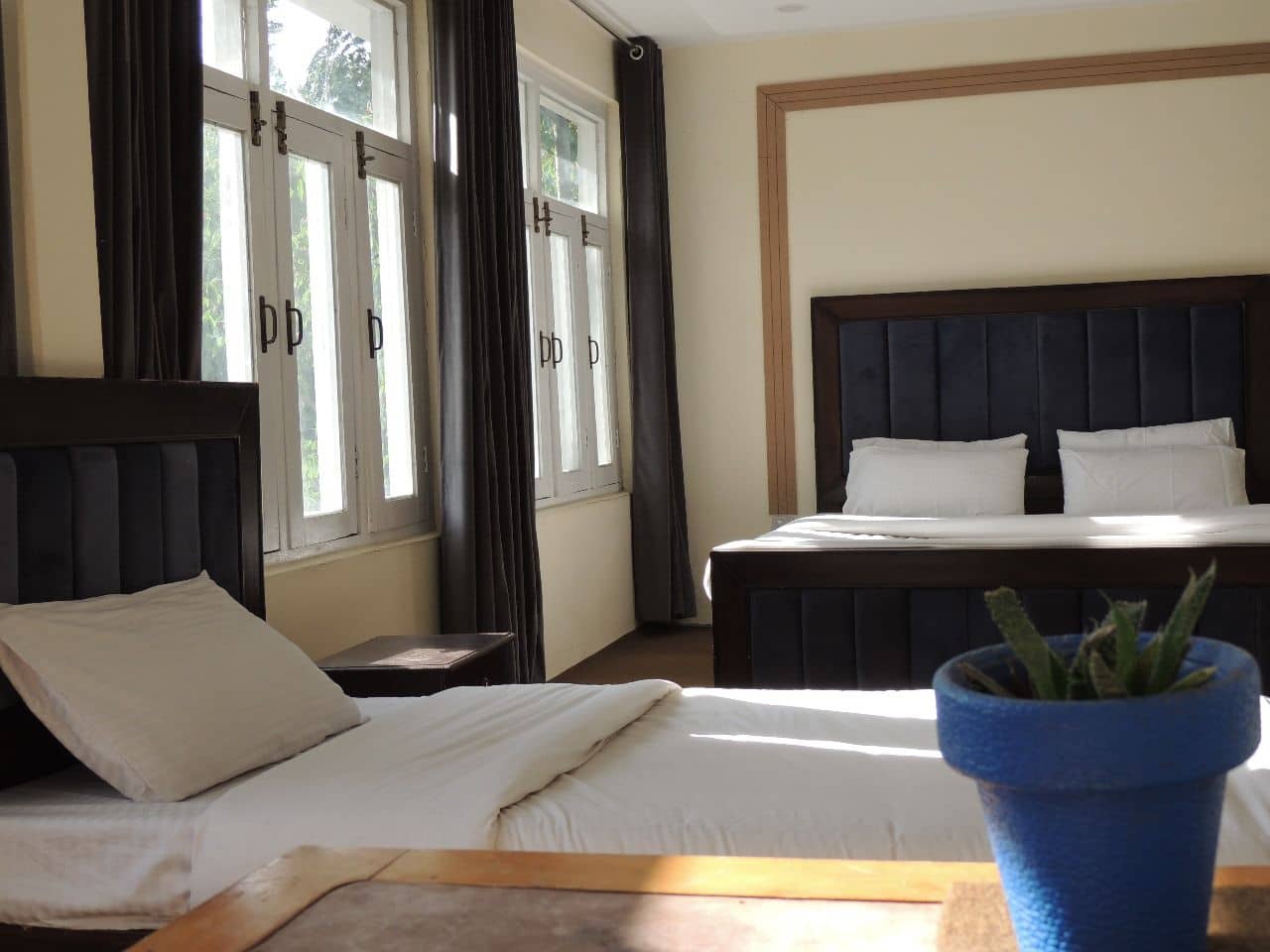 Sunny Homestay w/ Rooftop Views & Meals, Ladakh - Skardu, Ladakh