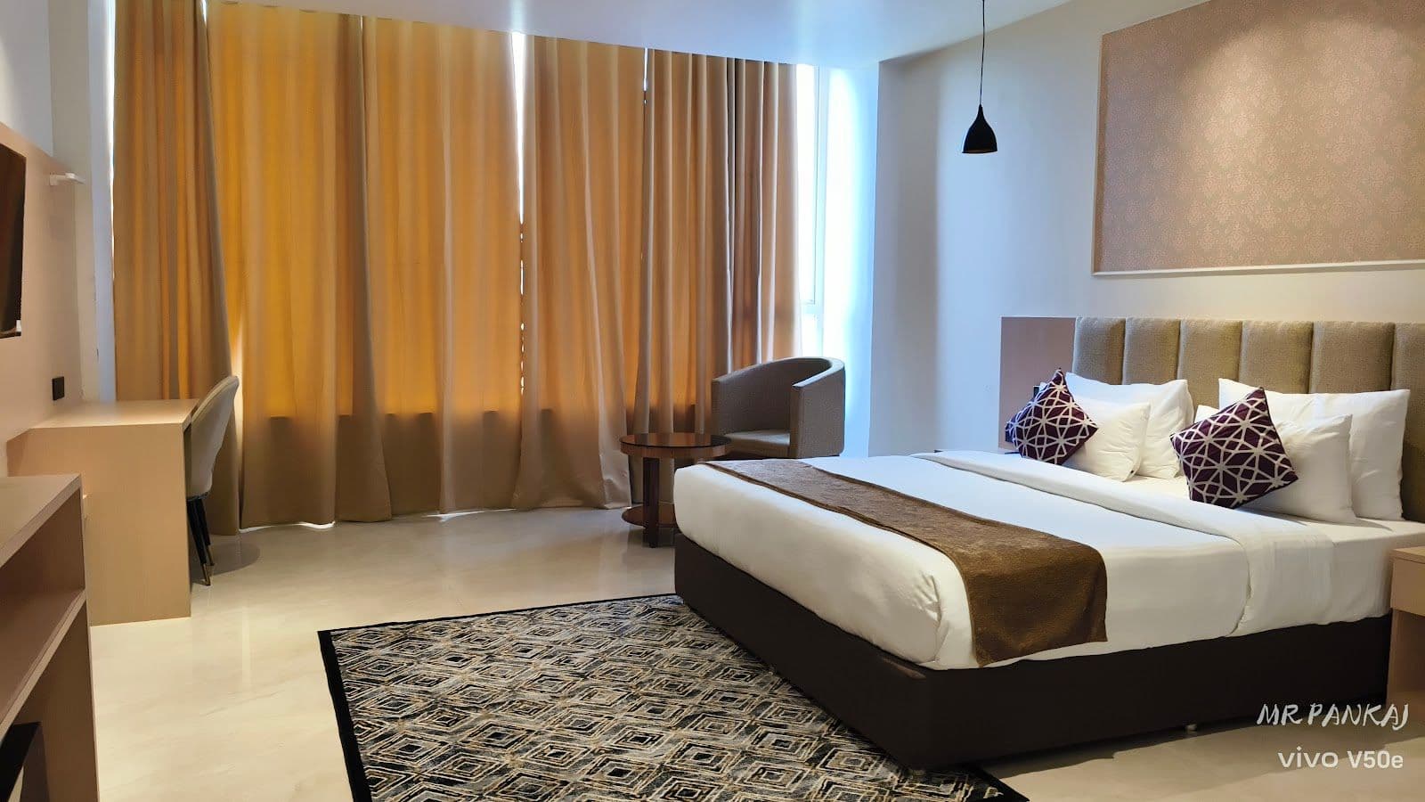 Boutique Stay w/ Top Service & Infinity Pool, Assam in Assam 2